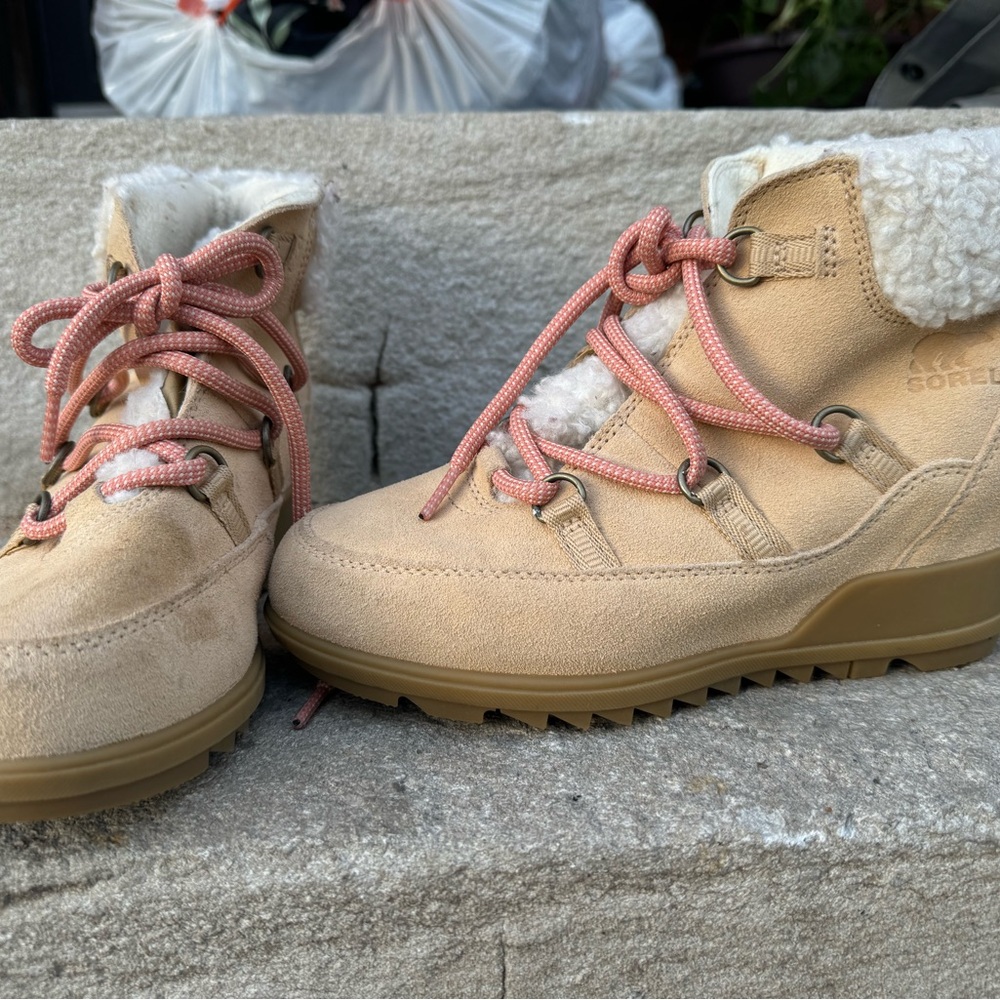 Sorel Beige Winter Boots